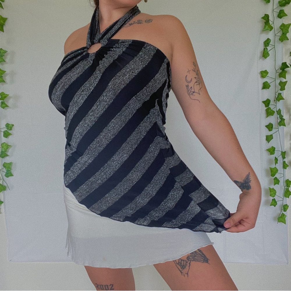 HELIUM 90’s asymmetrical y2k O ring halter top